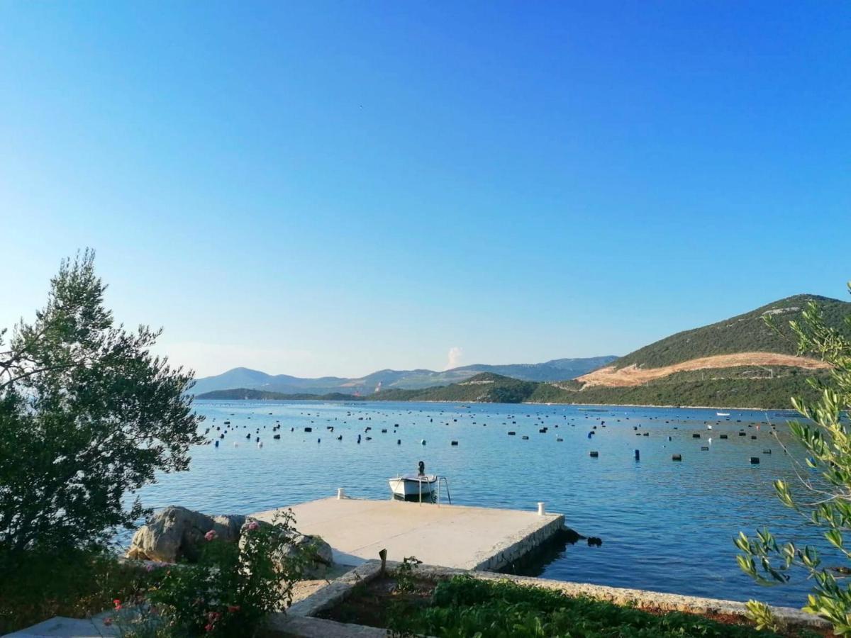 Holiday Home Blue Dream Putniković Buitenkant foto